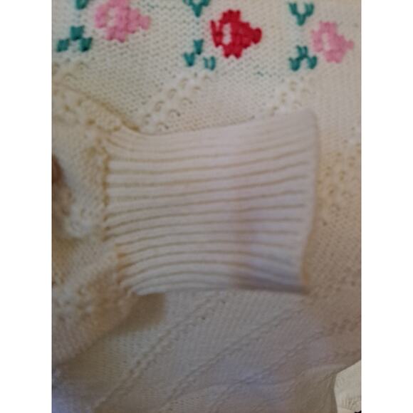 Vintage Skiva Faux Turtle Neck White and Flower Design Sweater Size M‎ - Picture 5 of 8